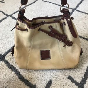 Dooney & Bourke classic bag