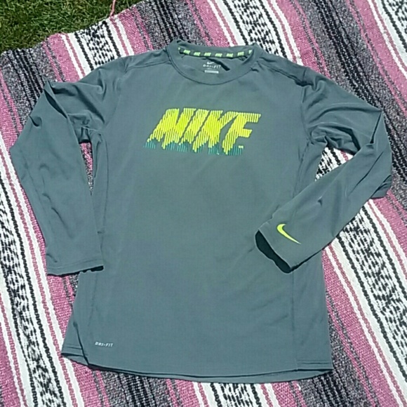 Nike Other - Nike dri fit long sleeve
