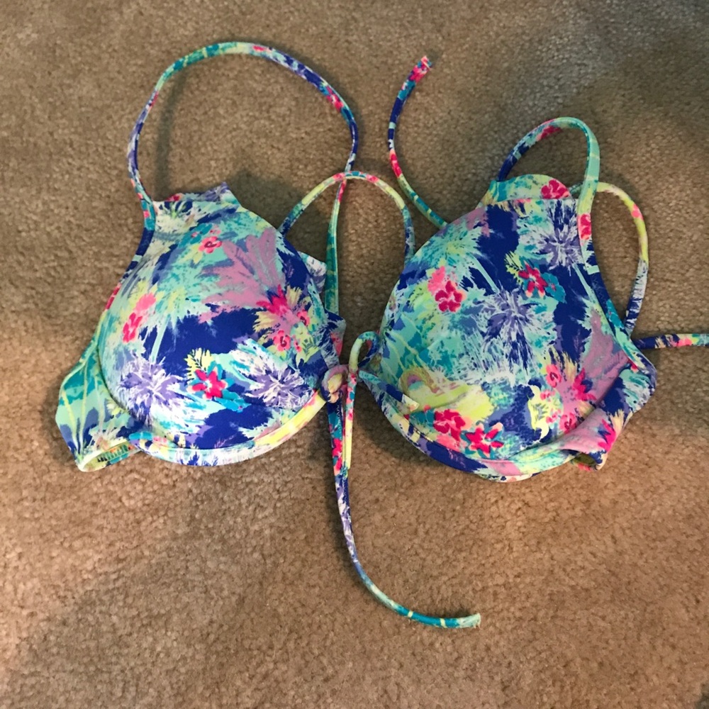 Victoria's Secret bikinis