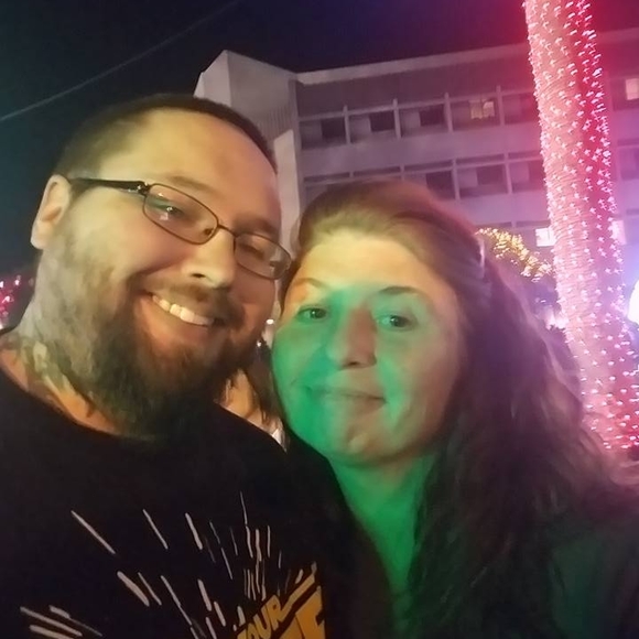 Meet your Posher, Robin - Picture 1 of 1