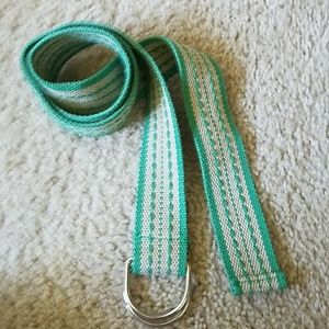 Green double D loop belt