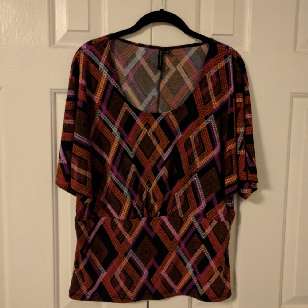 Large Susan Lawrence Short Sleeve Top