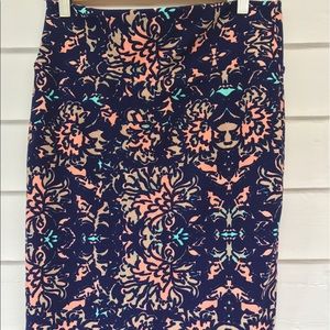 EUC. LuLaRoe Cassie.