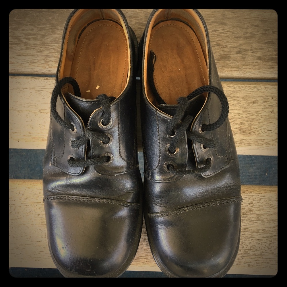 🌼 Vintage Dr. Martens shoes