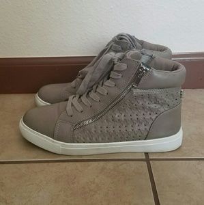 STEVE MADDEN High Top Shoes