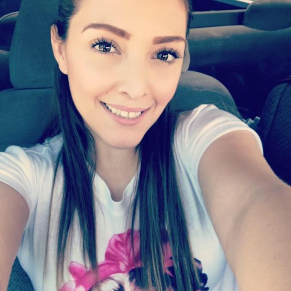 Meet your Posher, Nalleli