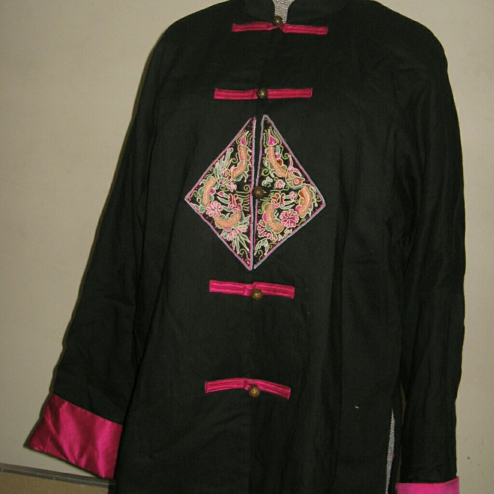 Chinese style black jacket with large print afront