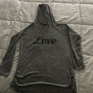 Cute comfortable maternity top with hood