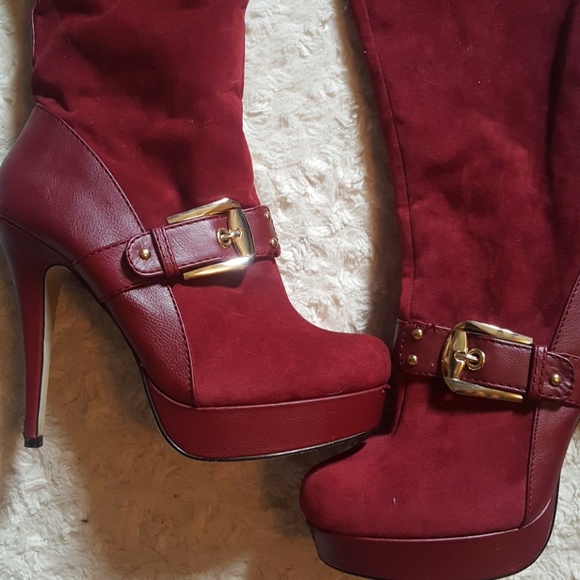 Sexy high heel boots - Picture 2 of 3