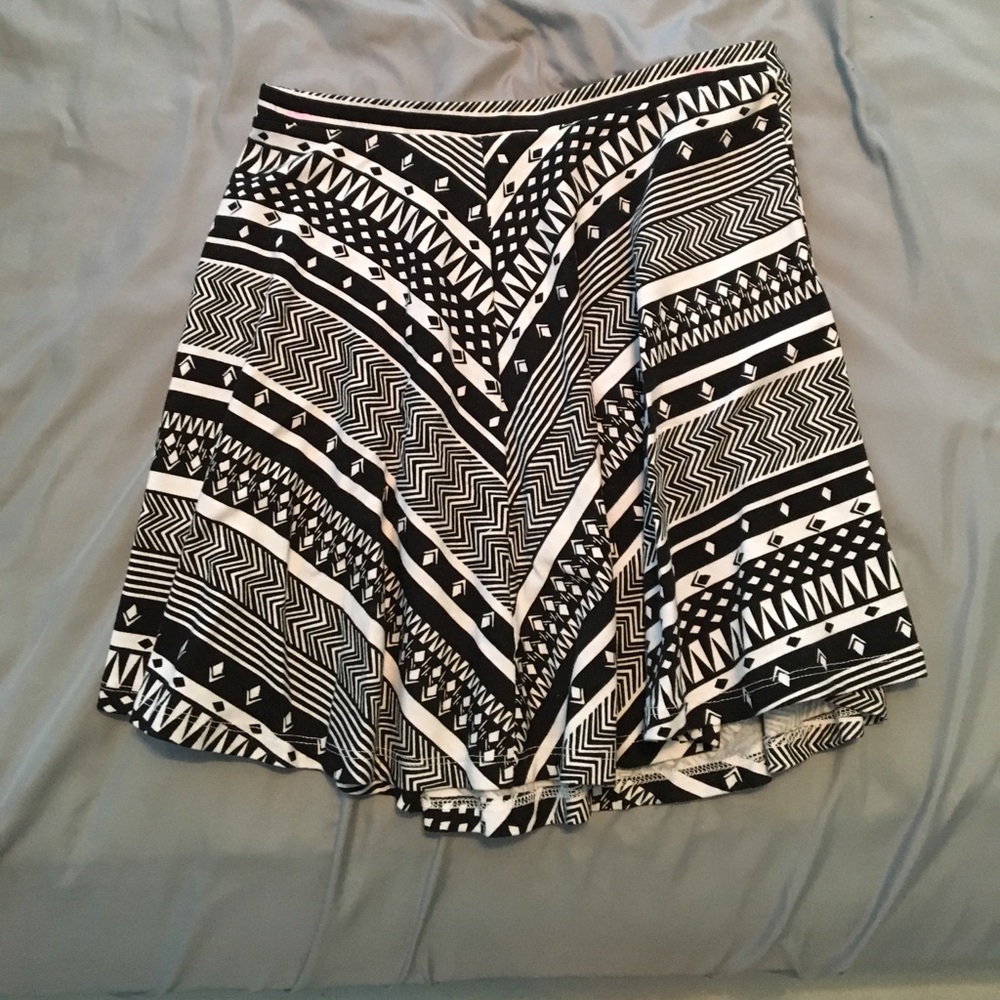 Junior's skater skirt