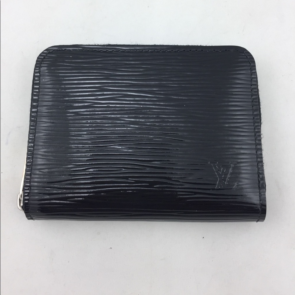 Louis Vuitton Black Epi Small Wallet!