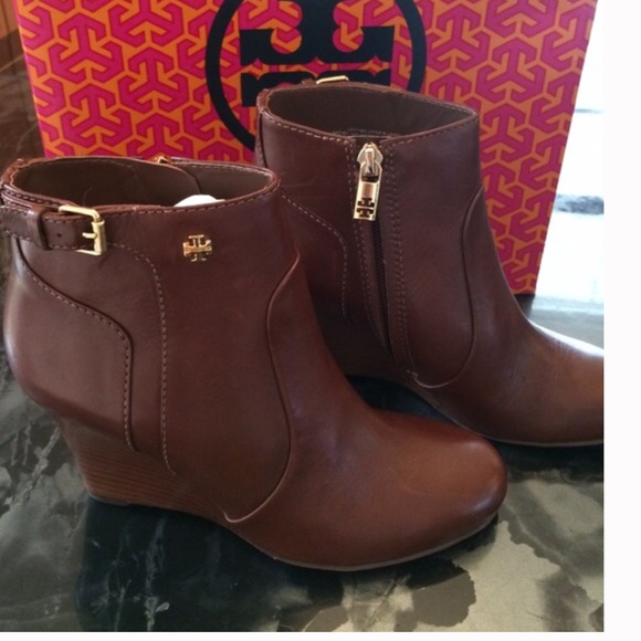 Tory Burch Shoes - 🎈SALE🎈Tory Burch Booties 🌼🍁🍂🥀🌧⛈🌬
