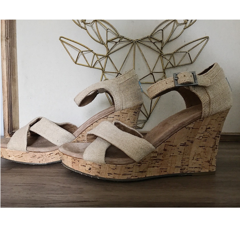 Toms heels