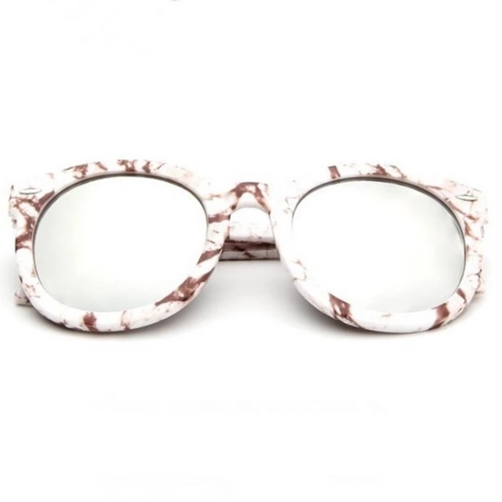 Marble patterned sunnies