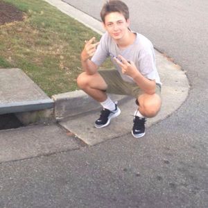 Meet your Posher, Eli