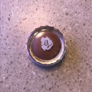 Benefit Cream Shadow