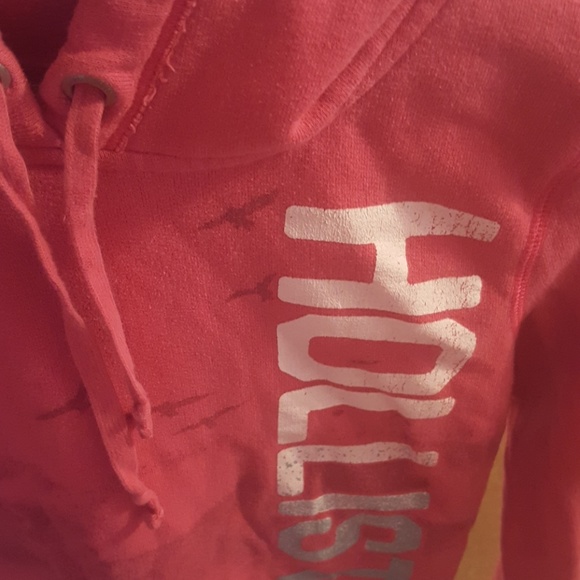 Pink hollister hoodie - Picture 2 of 4