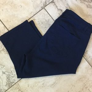 Reduced! Navy denim capris