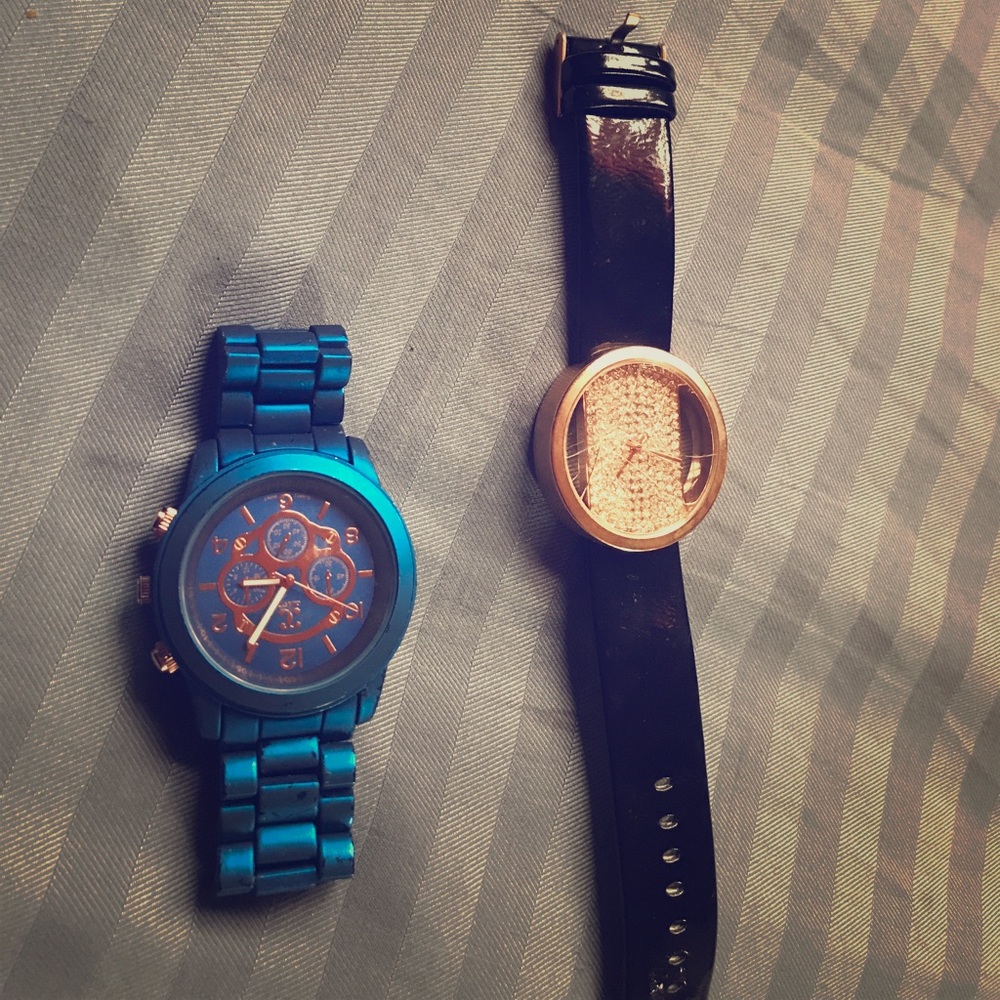 one quartz watch,diamond watch