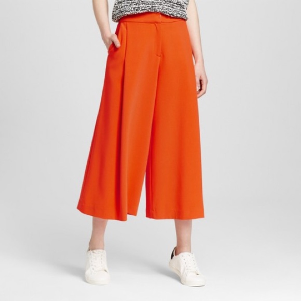 Victoria Beckham size 6 orange culottes
