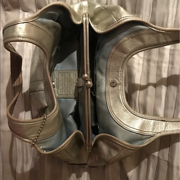 Coach Bag - Picture 2 of 4