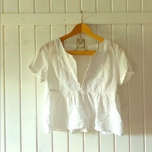 White American Eagle Short Sleeve Top