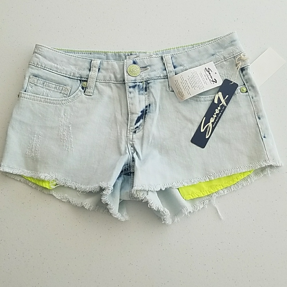 Denim Shorts 27 - Picture 1 of 3
