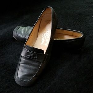 SALVATORE FERRAGAMO Black Leather  Loafers