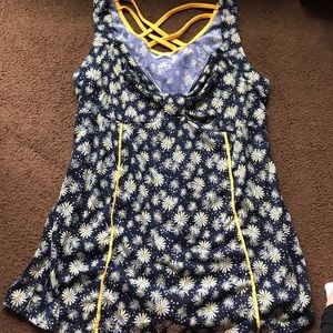 Xl daisy tank Maurice's tank