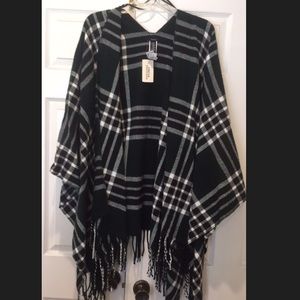 Green Plaid Poncho Cardigan
