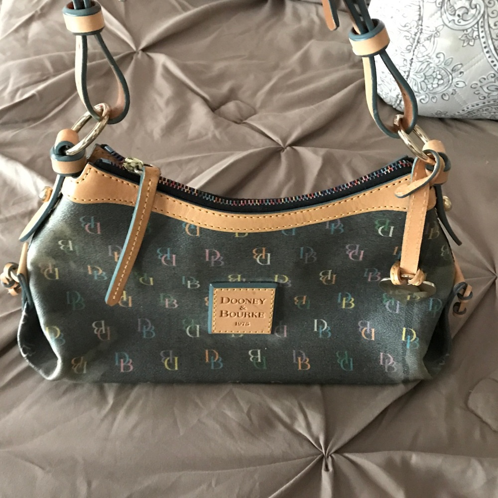Dooney & Bourke purse