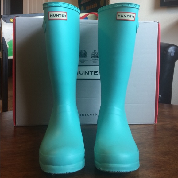 TIFFANY BLUE HUNTER BOOTS (EXTREMELY RARE) - Picture 1 of 4