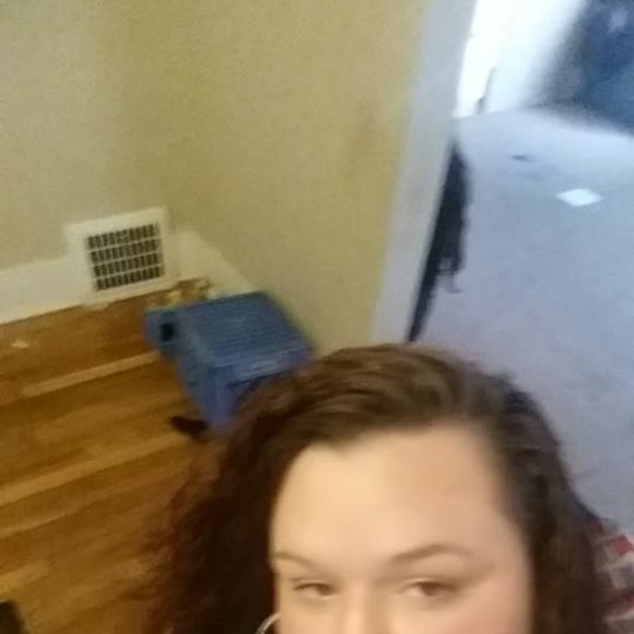 Meet your Posher, Brittany - Picture 1 of 1