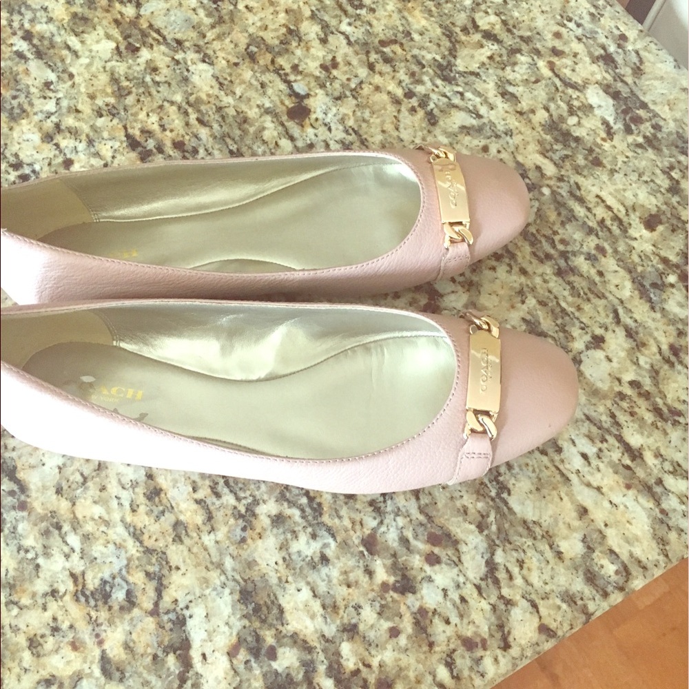 Mint COACH Bianca flats- size 10- Blush