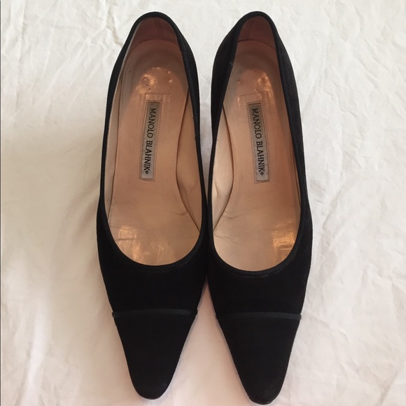 Manolo Blahnik Shoes - [Manolo Blahnik] Black Suede pumps - Size 38