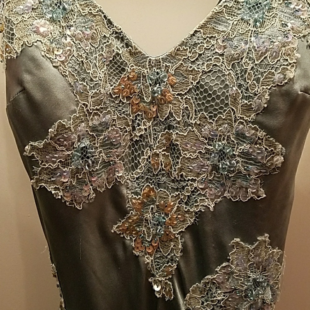 Evening gown - Picture 2 of 6