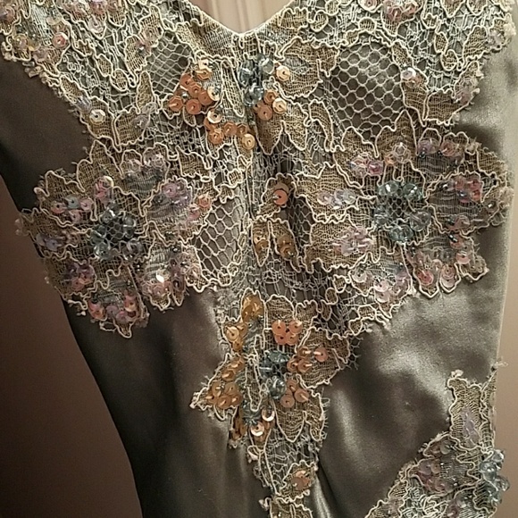 Evening gown - Picture 6 of 6