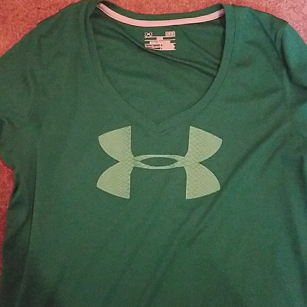 Under armour Mermaid scale shirt