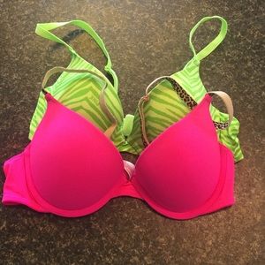 2 PINK bras