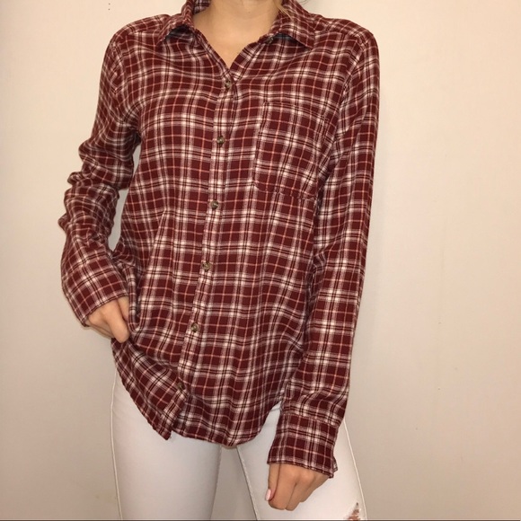 Hollister Tops - Red & White plaid shirt