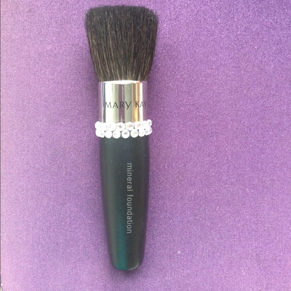 Mary Kay Cosmetic Brush