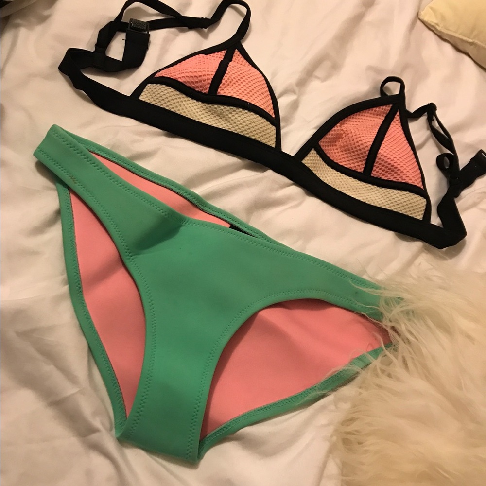 AUTHENTIC Triangl swimwear green/blue& pink bikini