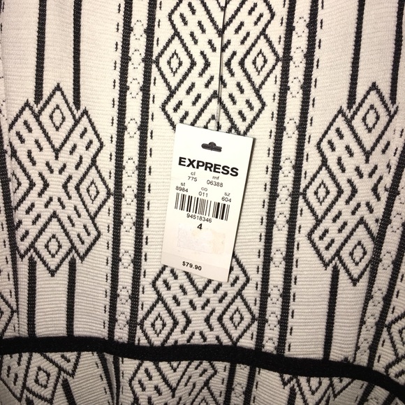 Express white and black dress - Picture 3 of 3