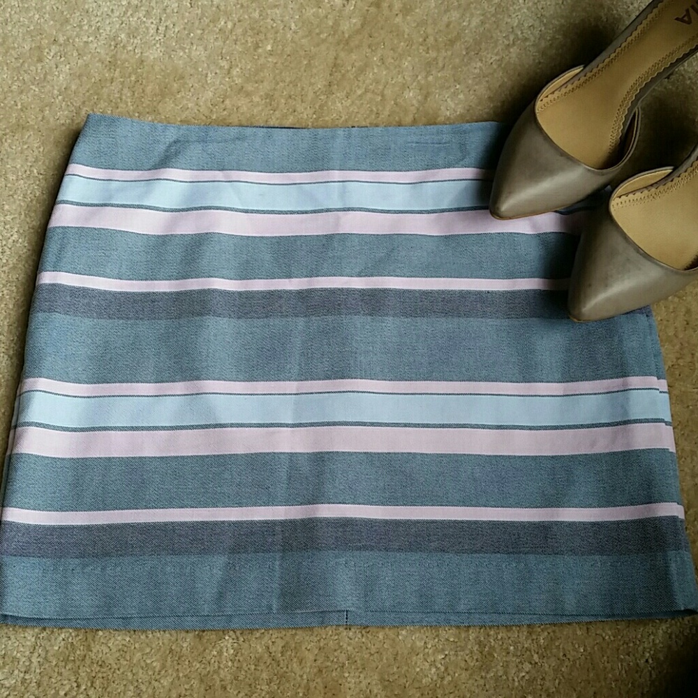 Gap striped mini skirt