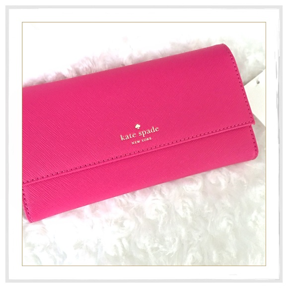 kate spade Handbags - 🛑SALE🛑Kate Spade Leather iPhone 7 /7 Plus Wallet