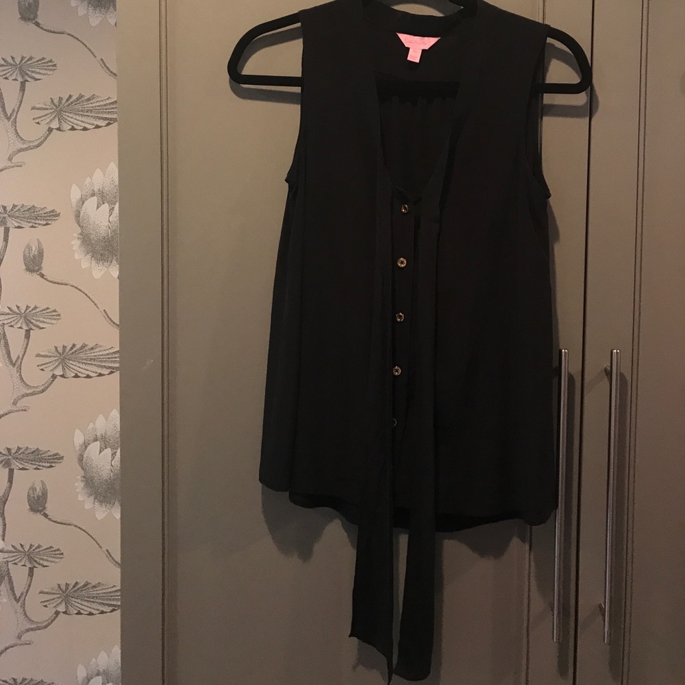 Lilly pulitzer black button down