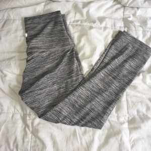Lululemon wunder under crops (highwasted)