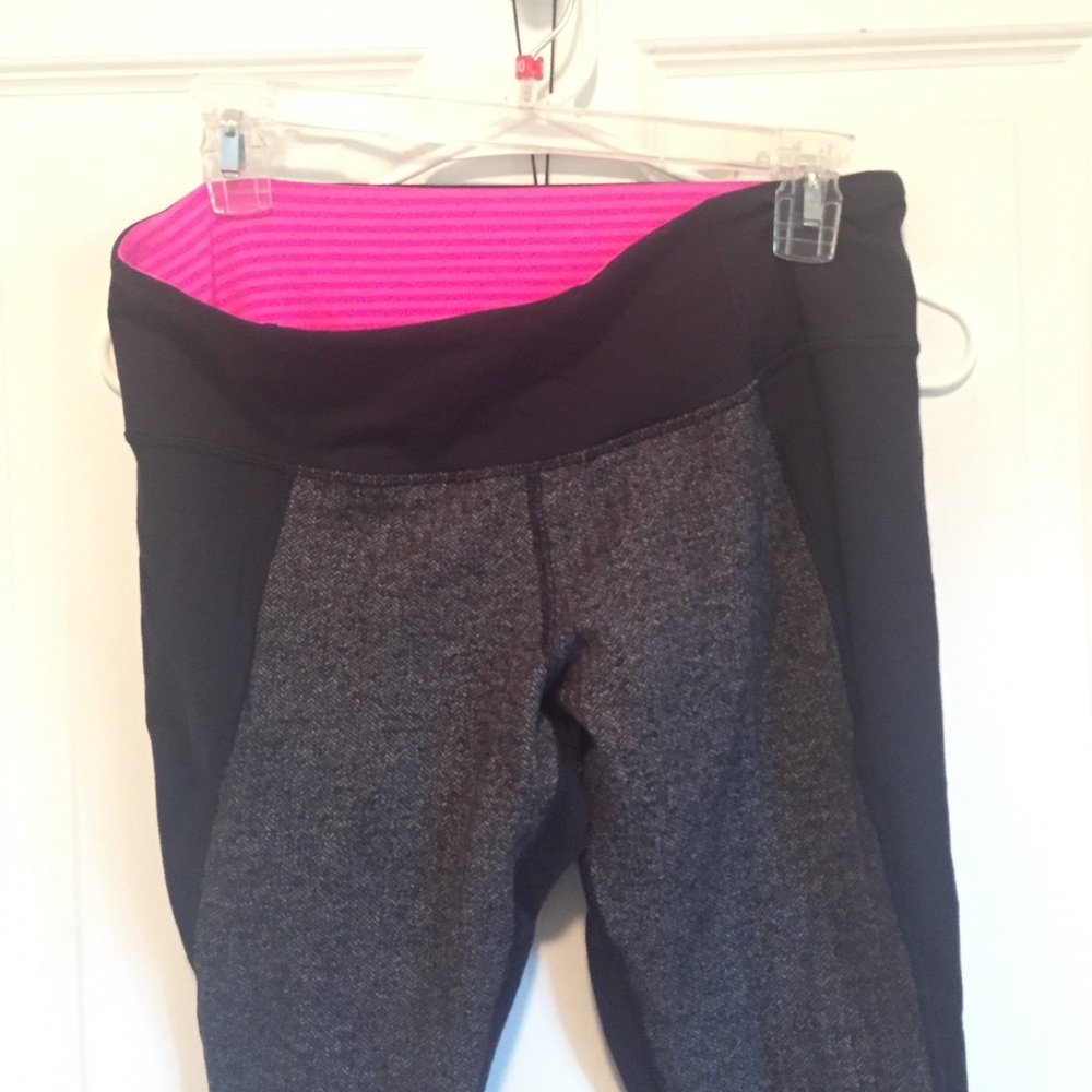 RARE lululemon leggings, size 10