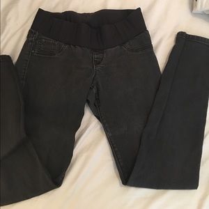 Black denim - maternity