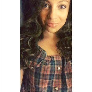 Meet your Posher, Aline